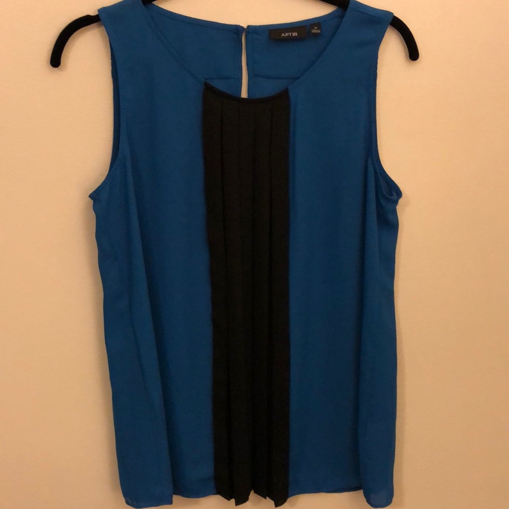 Never worn ⭐️Perfect office tank top